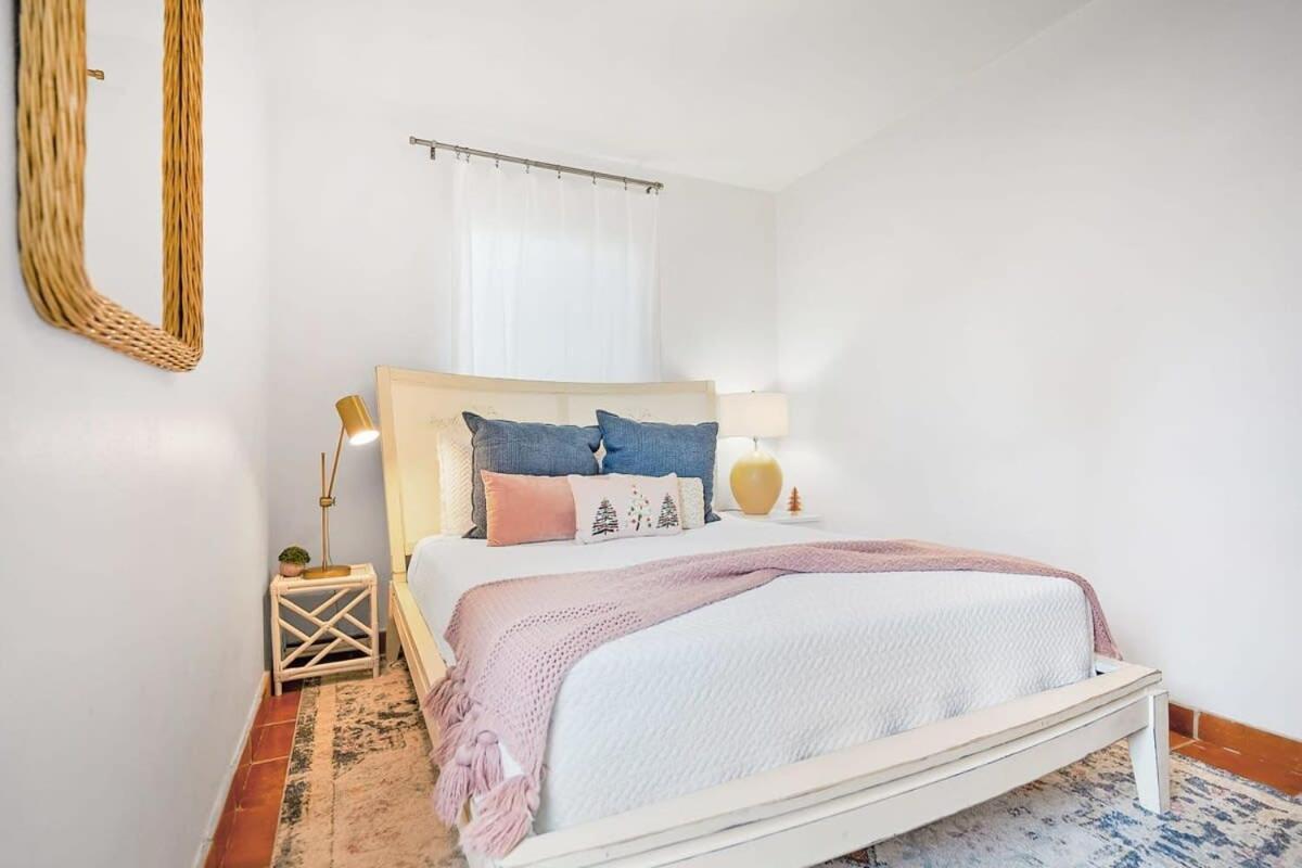 Pink House Prime Location Walk To Downtown Dogs Ok Villa St. Augustine Bagian luar foto