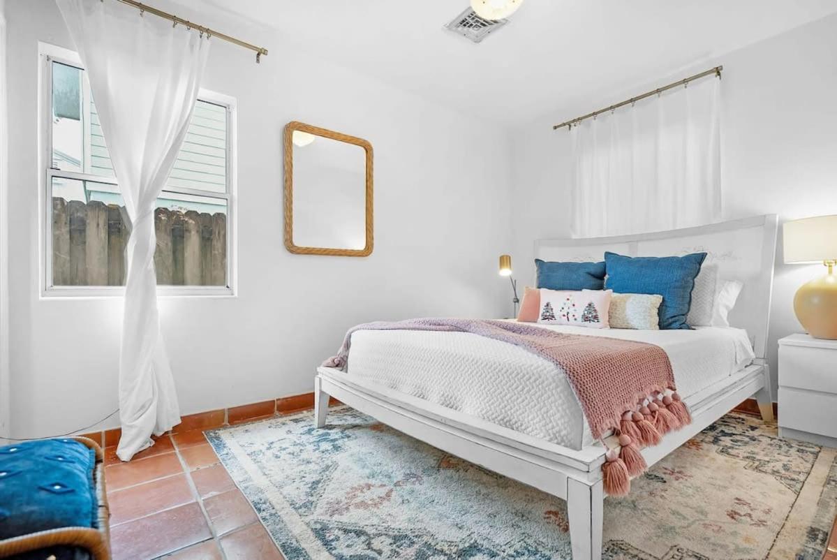 Pink House Prime Location Walk To Downtown Dogs Ok Villa St. Augustine Bagian luar foto