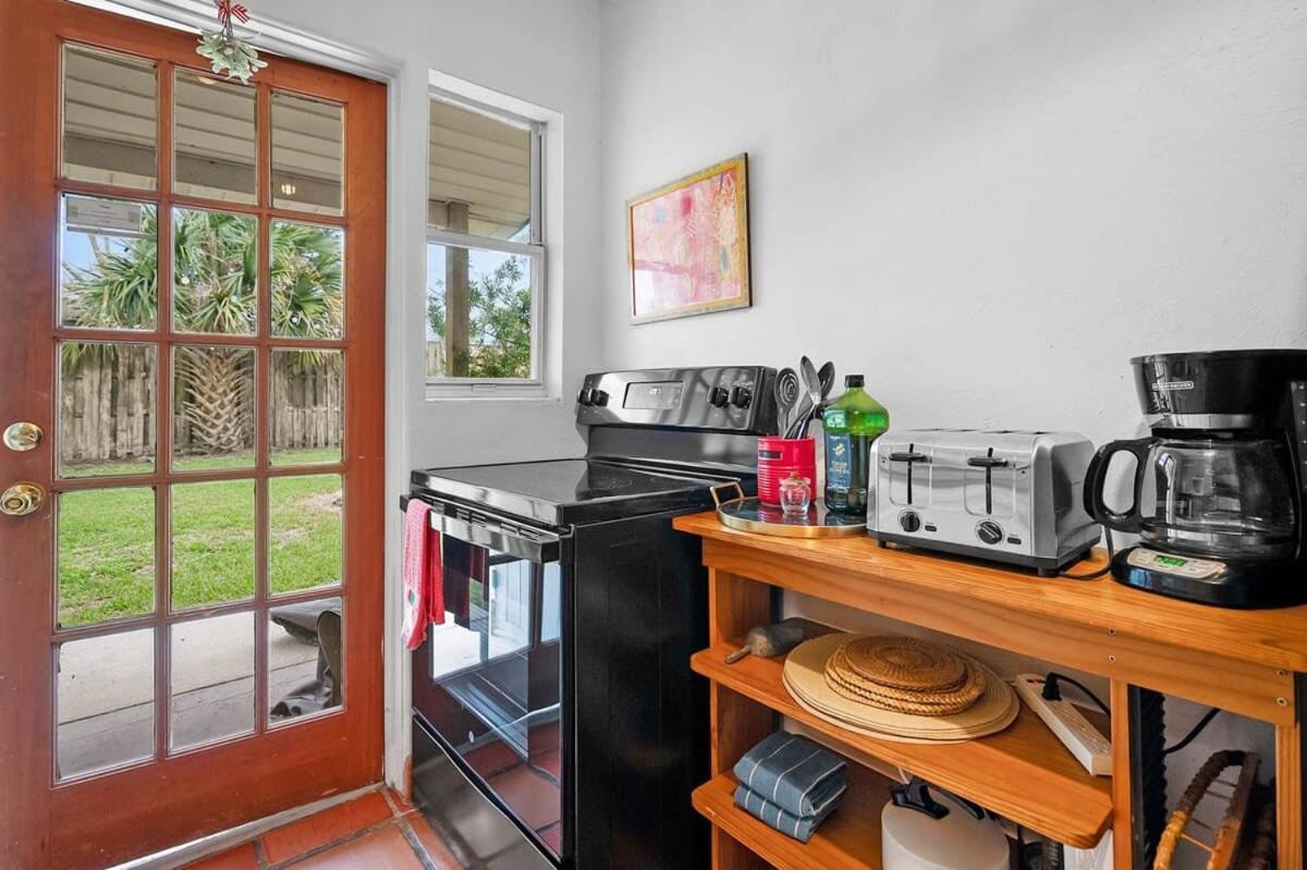 Pink House Prime Location Walk To Downtown Dogs Ok Villa St. Augustine Bagian luar foto